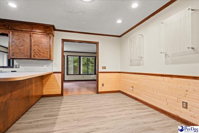 1403 Pheasant Rd, Effingham, SC 29541