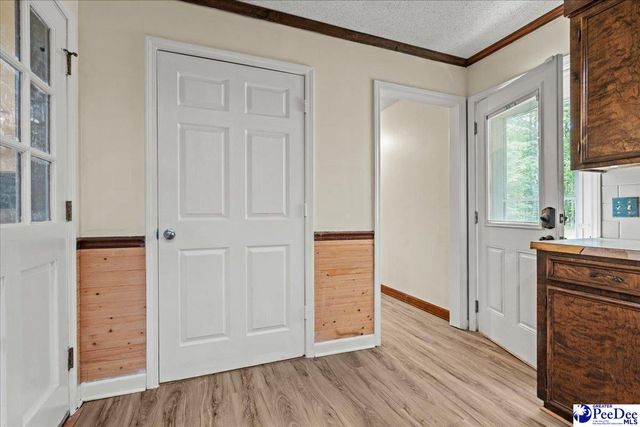 1403 Pheasant Rd, Effingham, SC 29541