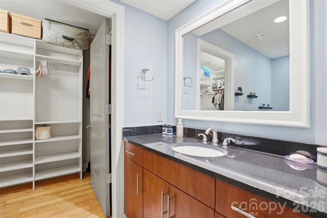 701 Royal Court, Charlotte, NC 28202