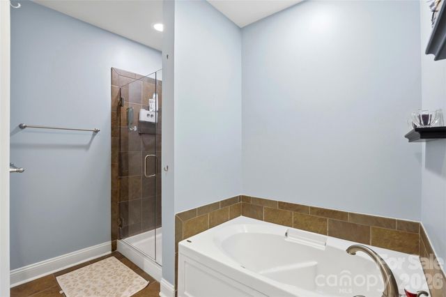 701 Royal Court, Charlotte, NC 28202