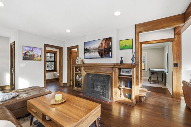 117 Arthur Avenue SE, Minneapolis, MN 55414