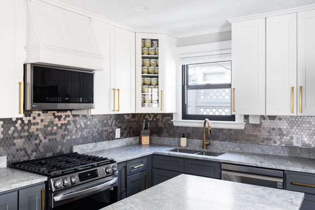 117 Arthur Avenue SE, Minneapolis, MN 55414