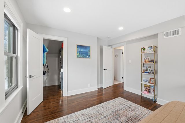 117 Arthur Avenue SE, Minneapolis, MN 55414