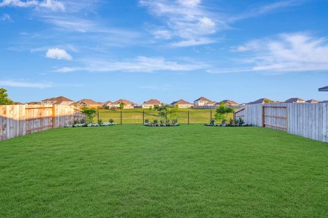 510 Samuel Ridge Drive, Dayton, TX 77535