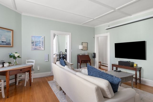 21 Thorndike St. 4, Beverly, MA 01915