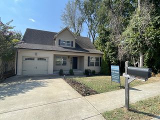 1088 Bobcat Dr, Clarksville, TN 37042