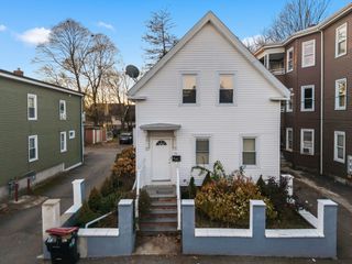 56 N Warren Ave, Brockton, MA 02301