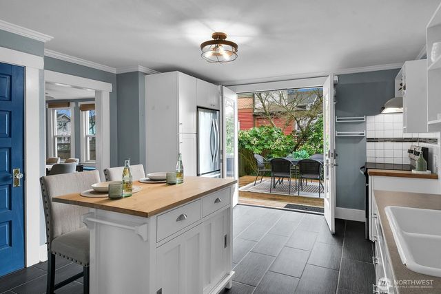 2110 Virginia Avenue, Everett, WA 98201