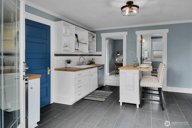 2110 Virginia Avenue, Everett, WA 98201