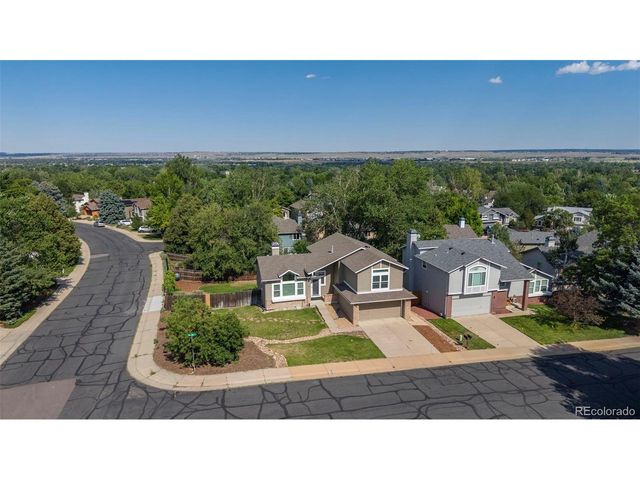 1096 Falcon Ct, Louisville, CO 80027