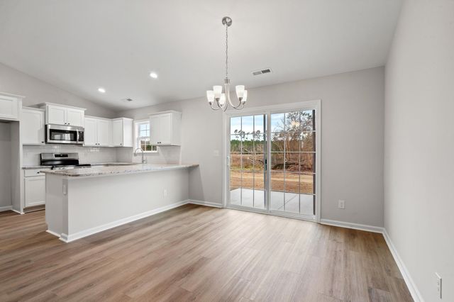 44 Bennington Ct, Georgetown, SC 29440