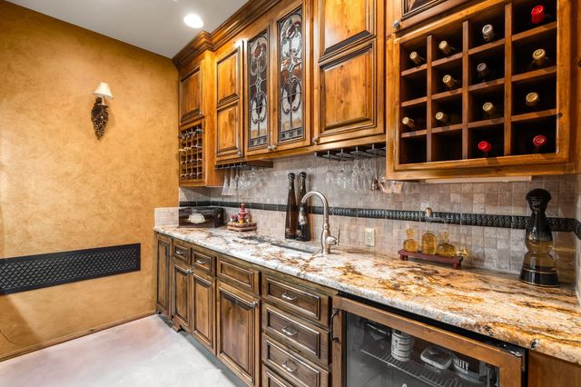 10040 Los Cansados Road NW, Albuquerque, NM 87114