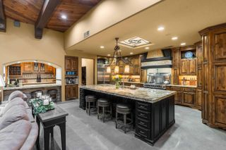 10040 Los Cansados Road NW, Albuquerque, NM 87114