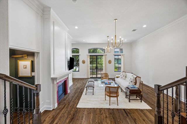 6513 Taggart Street B, Houston, TX 77007