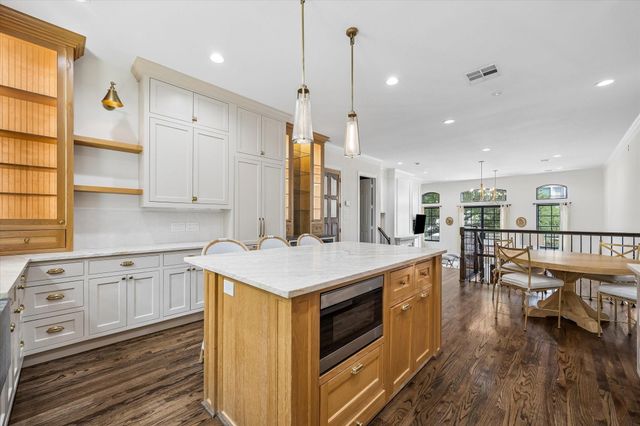 6513 Taggart Street B, Houston, TX 77007