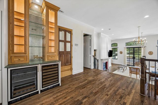 6513 Taggart Street B, Houston, TX 77007