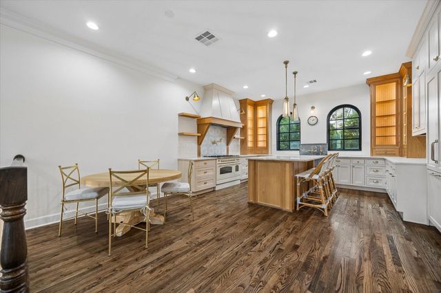 6513 Taggart Street B, Houston, TX 77007
