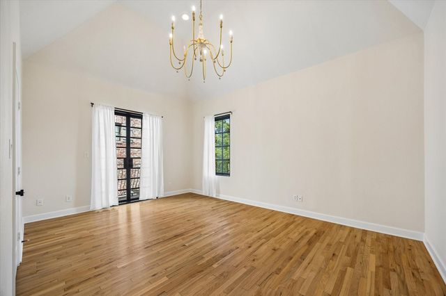 6513 Taggart Street B, Houston, TX 77007