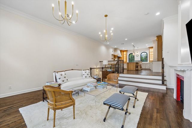6513 Taggart Street B, Houston, TX 77007