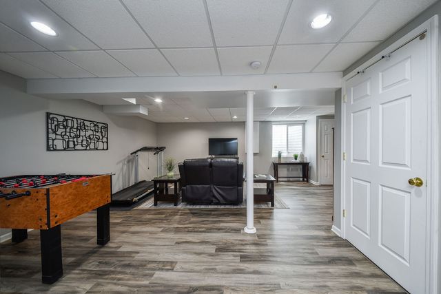 395 Vaughn Circle, Aurora, IL 60502