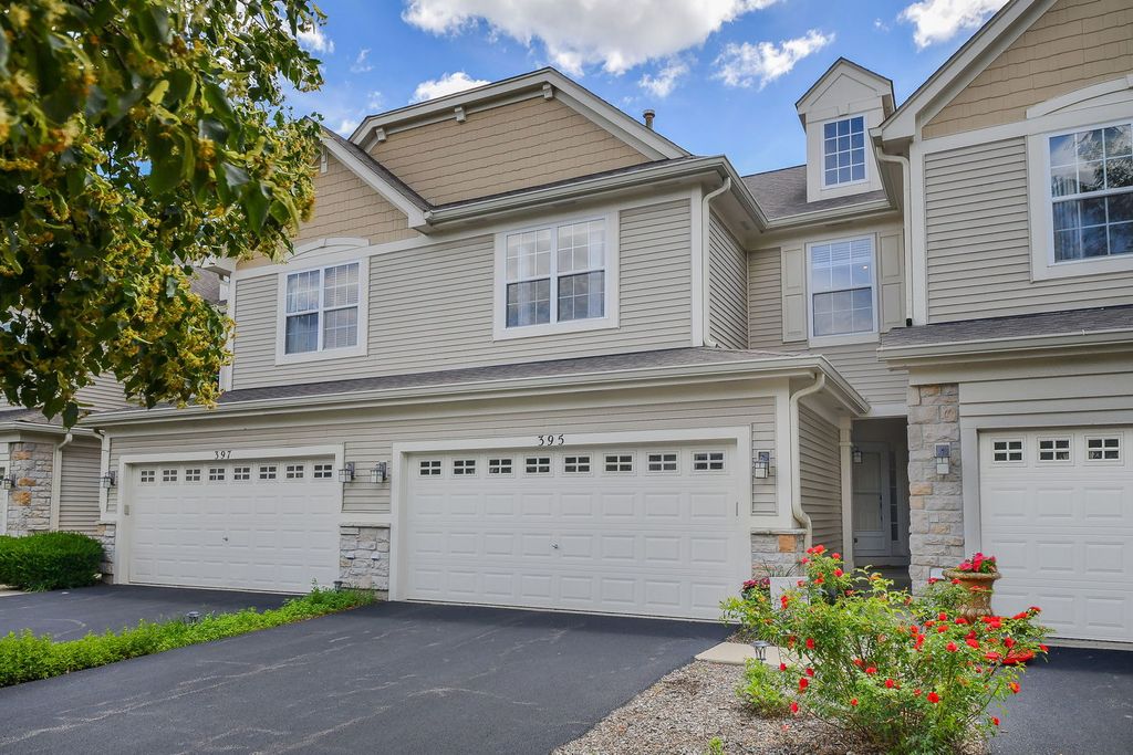 395 Vaughn Circle, Aurora, IL 60502