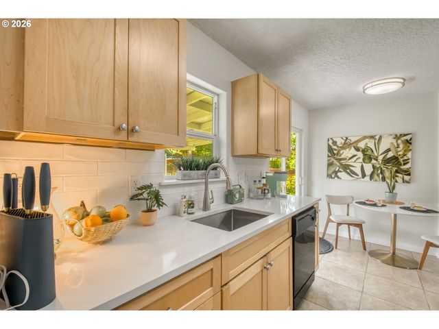 105 ASH Ave, Wood Village, OR 97060