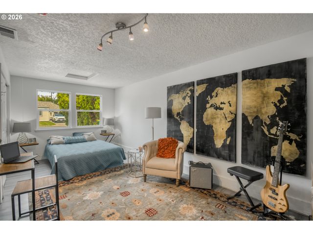 105 ASH Ave, Wood Village, OR 97060