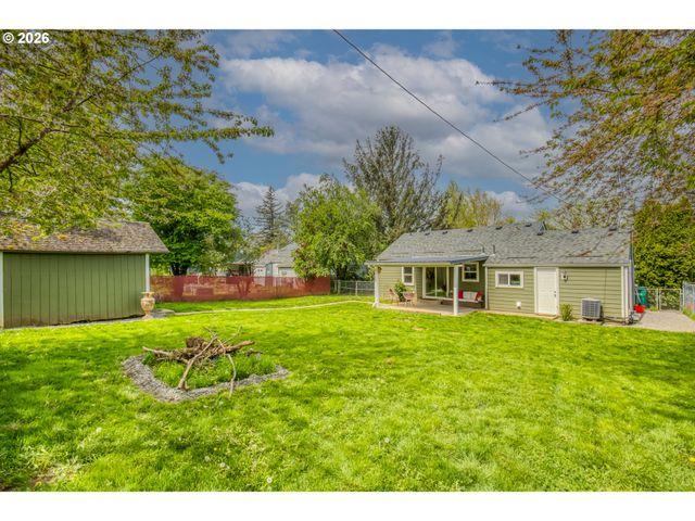 105 ASH Ave, Wood Village, OR 97060