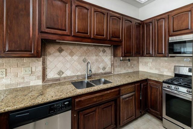 6603 Santa Isabel Street C, Carlsbad, CA 92009