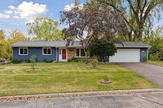 12824 Eagle Ridge Drive, Burnsville, MN 55337