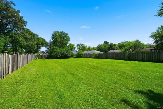 1710 Lower Huntington Road, Fort Wayne, IN 46819