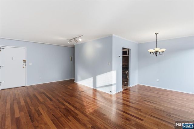 20 Jefferson Street B10, Hackensack, NJ 07601