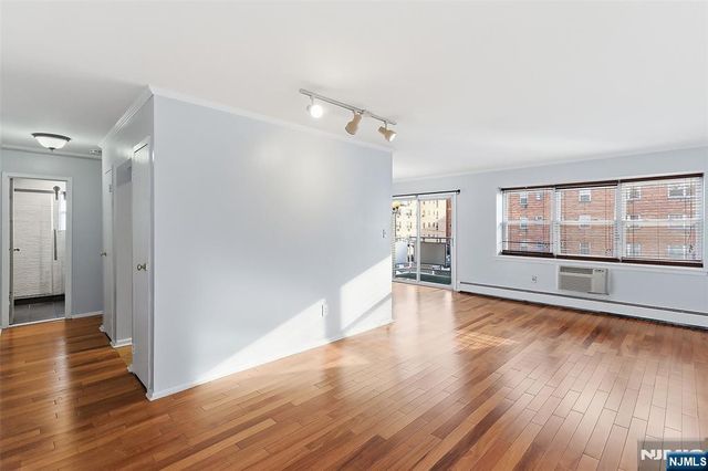 20 Jefferson Street B10, Hackensack, NJ 07601