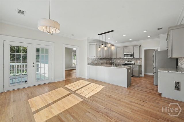 415 E 58th Street, Savannah, GA 31405