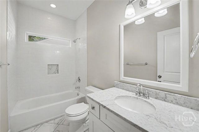 415 E 58th Street, Savannah, GA 31405