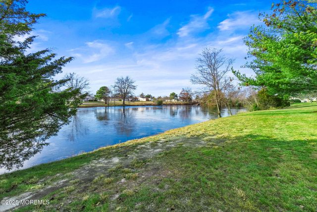 12 Dickinson Road, Brick, NJ 08724