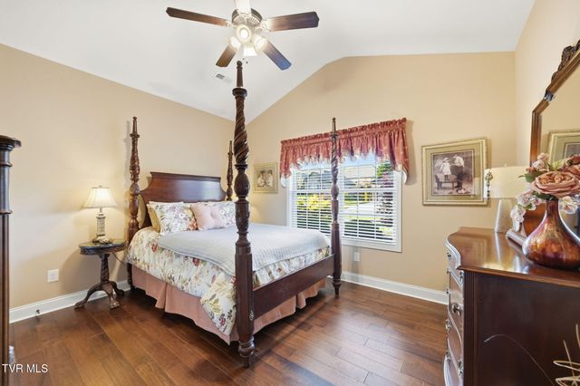 585 Nettle Tree Court, Johnson City, TN 37604