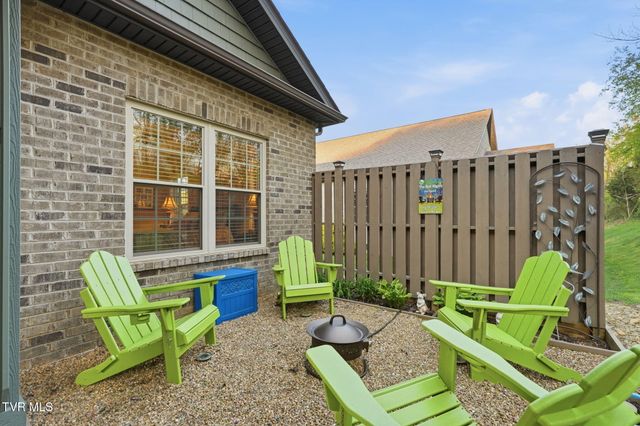 585 Nettle Tree Court, Johnson City, TN 37604