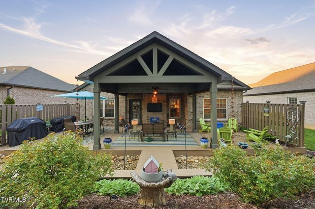 585 Nettle Tree Court, Johnson City, TN 37604