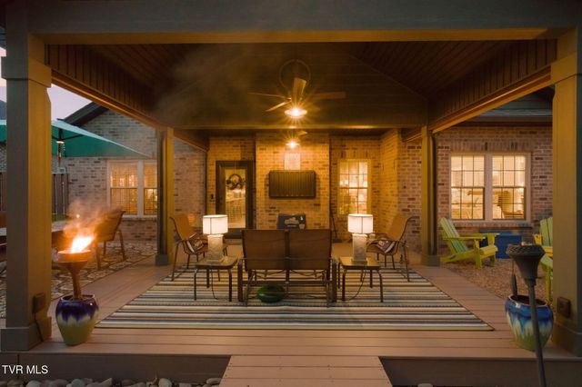 585 Nettle Tree Court, Johnson City, TN 37604