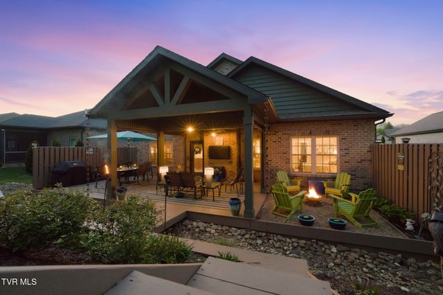 585 Nettle Tree Court, Johnson City, TN 37604