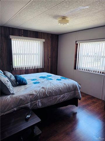 100 Snooze Street, Mission, TX 78572