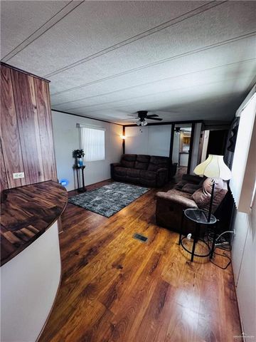 100 Snooze Street, Mission, TX 78572