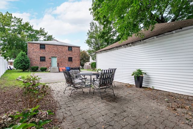 388 Crescent St. 1, Waltham, MA 02453