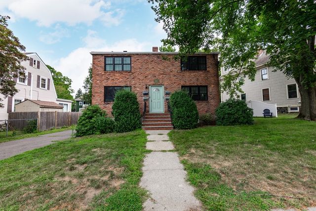 388 Crescent St. 1, Waltham, MA 02453