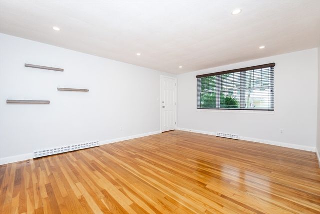 388 Crescent St. 1, Waltham, MA 02453