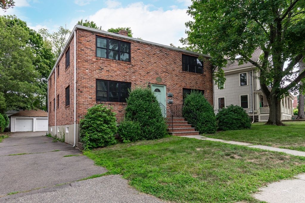 388 Crescent St. 1, Waltham, MA 02453