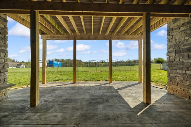 131 Buck Run Road, Hustonville, KY 40437