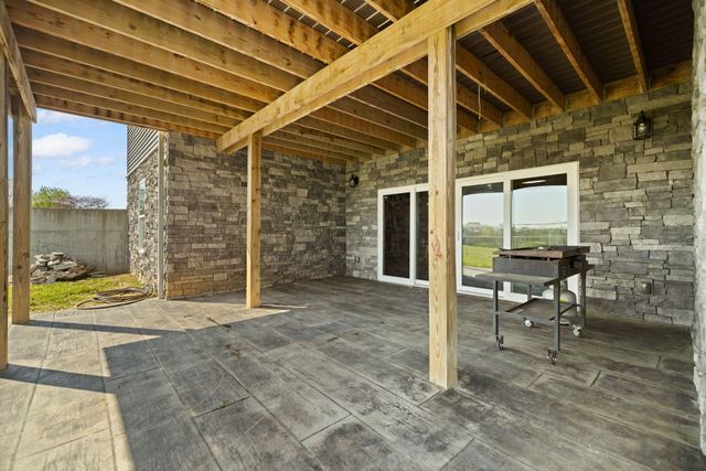 131 Buck Run Road, Hustonville, KY 40437