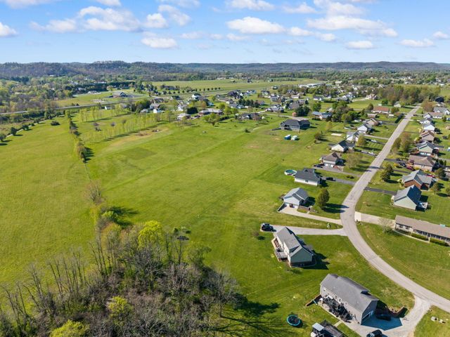 131 Buck Run Road, Hustonville, KY 40437